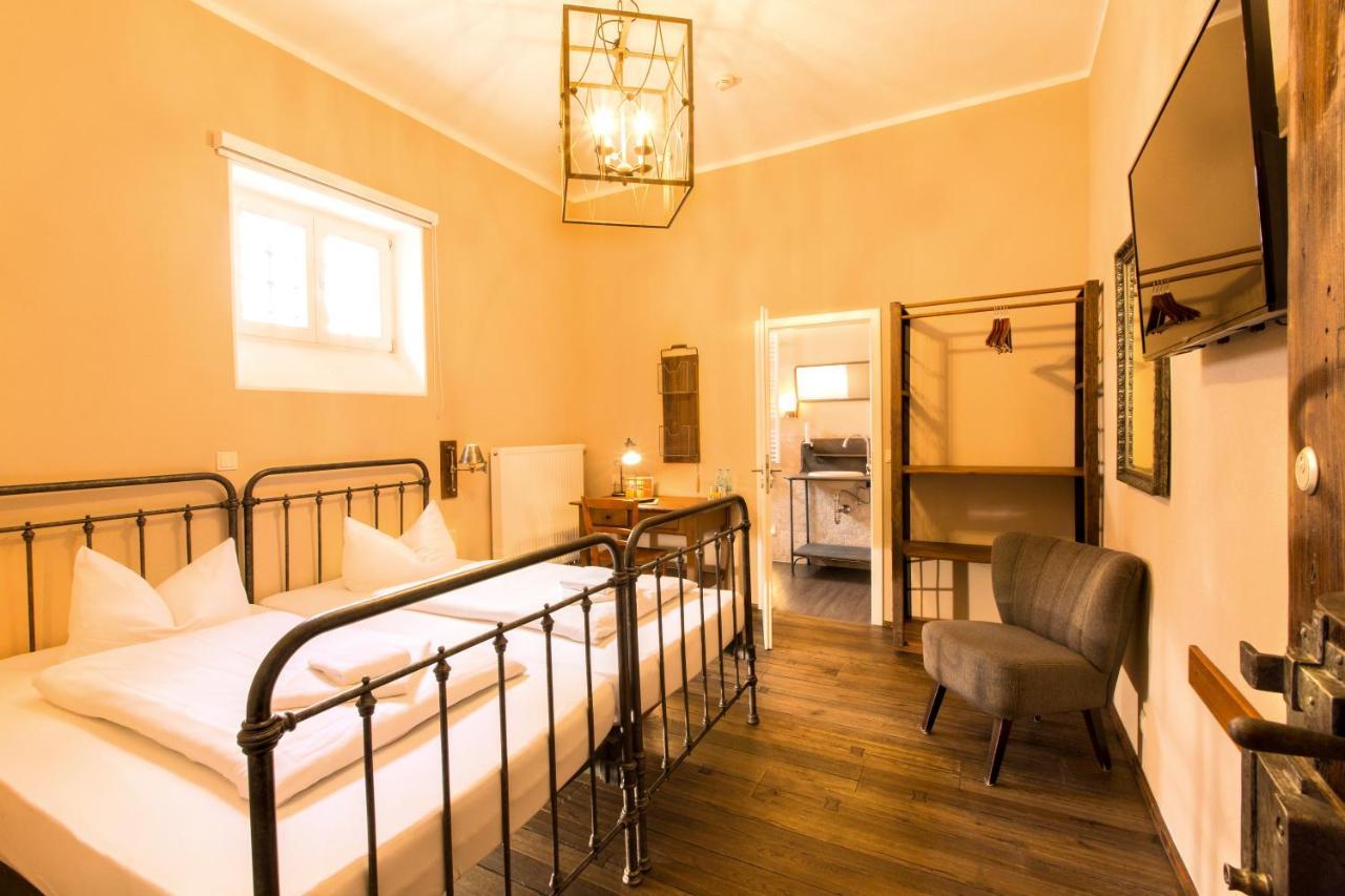 Knast-Hotel Fronfeste อัมแบร์ก ภายนอก รูปภาพ