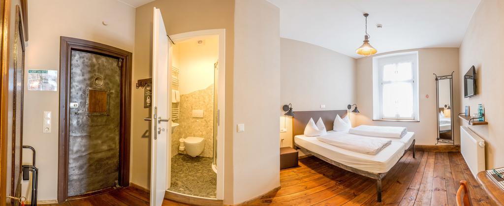 Knast-Hotel Fronfeste อัมแบร์ก ห้อง รูปภาพ