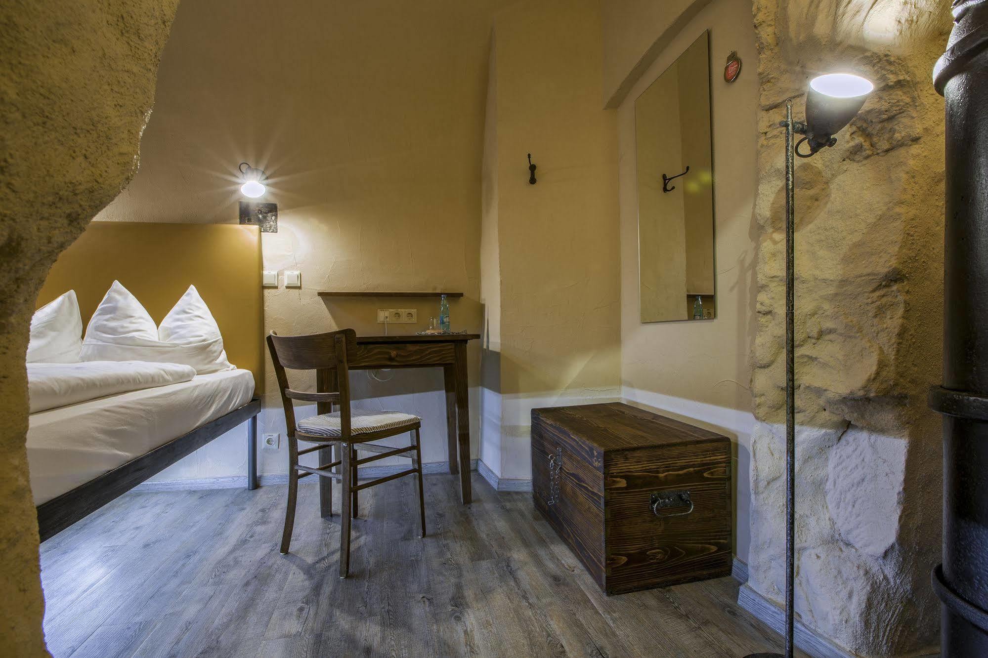 Knast-Hotel Fronfeste อัมแบร์ก ภายนอก รูปภาพ